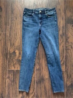 American Eagle Size 10 Super Stretch Skinny Jeans
